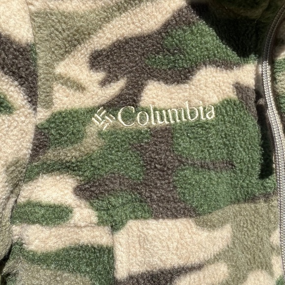 Columbia Kids Camouflage Fleece Jacket - Picture 6 of 14